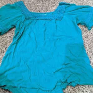 Short sleeve lace shirt